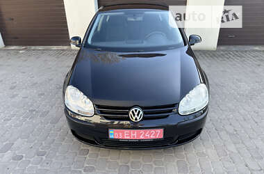 Хэтчбек Volkswagen Golf 2005 в Коломые