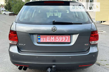 Универсал Volkswagen Golf 2011 в Полтаве