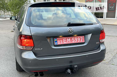 Универсал Volkswagen Golf 2011 в Полтаве