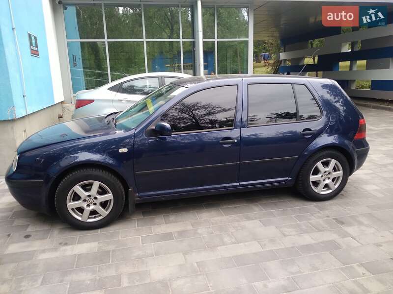 Хэтчбек Volkswagen Golf 2000 в Софиевской Борщаговке