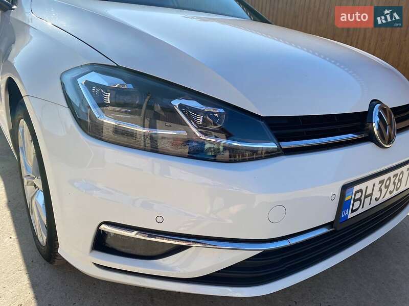 Універсал Volkswagen Golf 2019 в Подільську