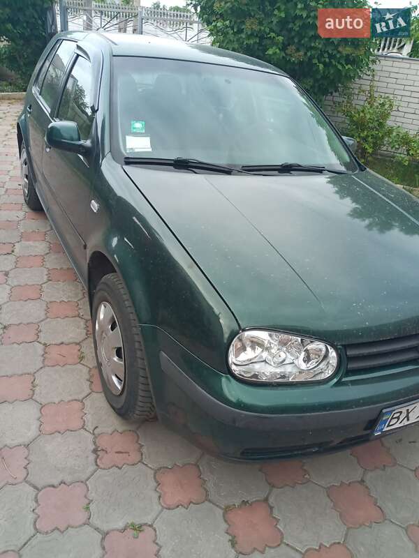 Хетчбек Volkswagen Golf 1998 в Житомирі