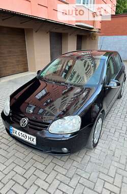 Хетчбек Volkswagen Golf 2006 в Хмельницькому