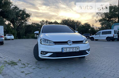Универсал Volkswagen Golf 2017 в Черновцах