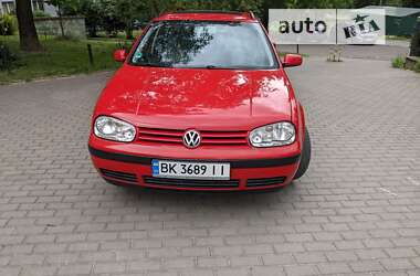 Универсал Volkswagen Golf 2005 в Ровно