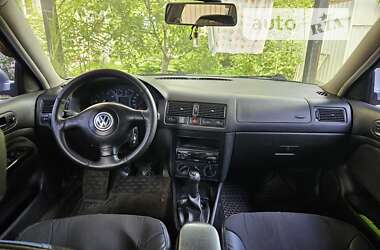 Хэтчбек Volkswagen Golf 2003 в Днепре