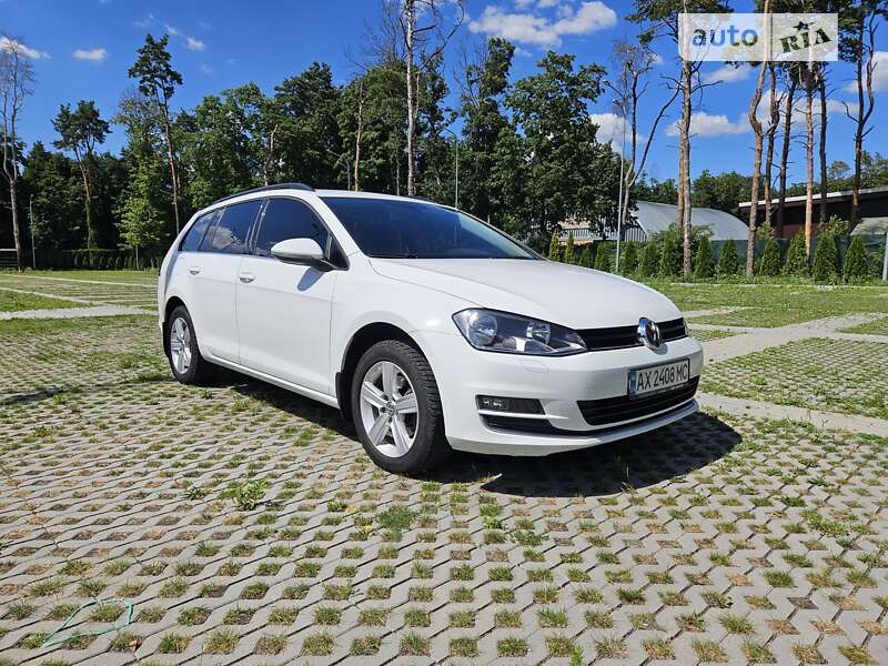 Універсал Volkswagen Golf 2013 в Харкові