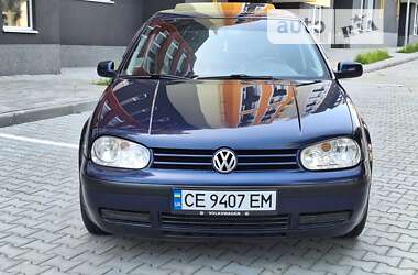 Хетчбек Volkswagen Golf 2000 в Чернівцях