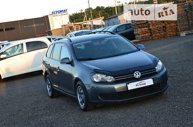 Універсал Volkswagen Golf 2010 в Луцьку