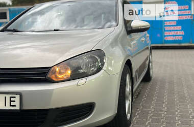 Хетчбек Volkswagen Golf 2009 в Рівному