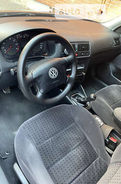 Хэтчбек Volkswagen Golf 1999 в Киеве