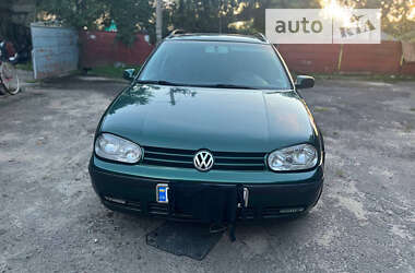 Универсал Volkswagen Golf 2000 в Луцке