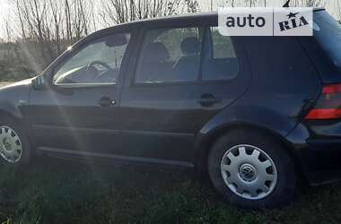 Хэтчбек Volkswagen Golf 2000 в Новом Роздоле