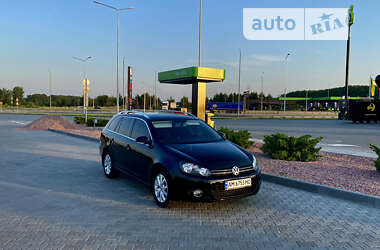 Универсал Volkswagen Golf 2012 в Житомире