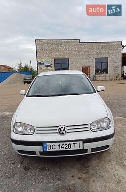 Хэтчбек Volkswagen Golf 1998 в Яворове