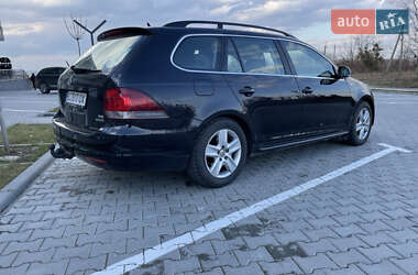 Універсал Volkswagen Golf 2010 в Львові