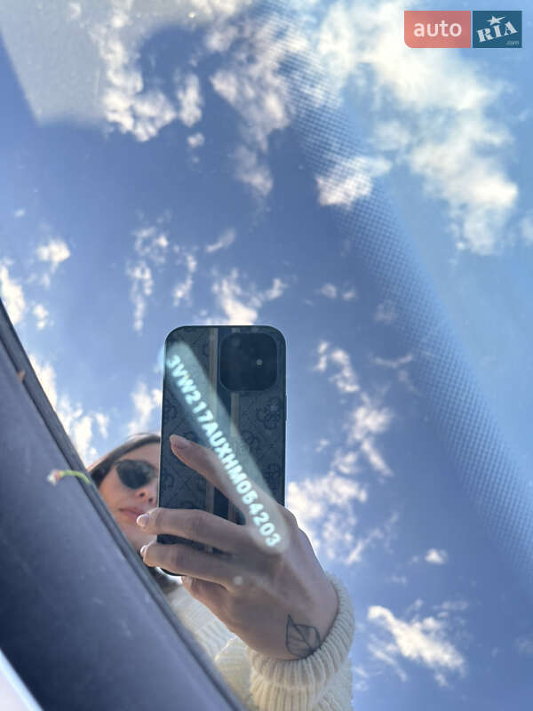 Хэтчбек Volkswagen Golf 2017 в Петрове