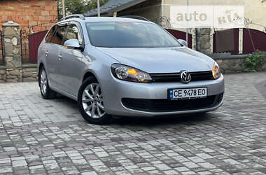 Универсал Volkswagen Golf 2010 в Сторожинце