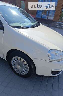 Универсал Volkswagen Golf 2008 в 