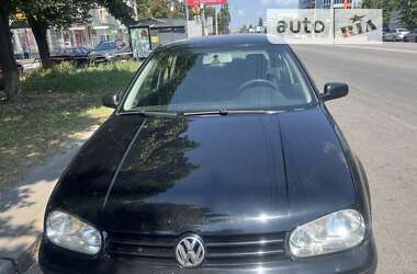 Хэтчбек Volkswagen Golf 2003 в Полтаве