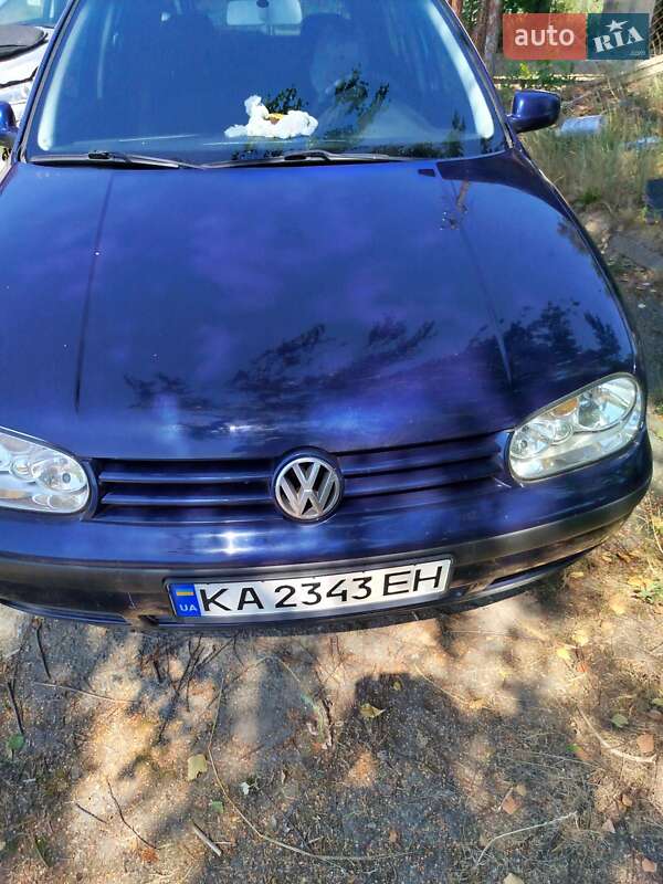 Volkswagen Golf 2002