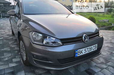 Хетчбек Volkswagen Golf 2013 в Рівному