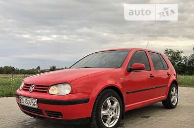 Хэтчбек Volkswagen Golf 1998 в Глыбокой