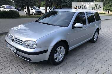 Універсал Volkswagen Golf 2001 в Чернівцях