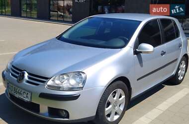 Хэтчбек Volkswagen Golf 2008 в 