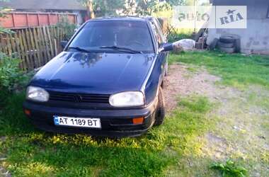 Хэтчбек Volkswagen Golf 1993 в Галиче