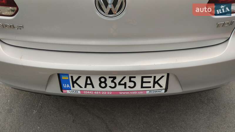 Хэтчбек Volkswagen Golf 2012 в Киеве