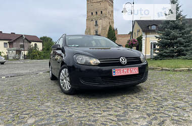 Универсал Volkswagen Golf 2011 в Луцке