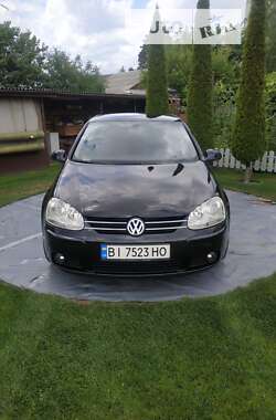 Хэтчбек Volkswagen Golf 2005 в Ахтырке