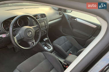 Хетчбек Volkswagen Golf 2009 в Нововолинську