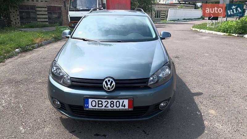 Універсал Volkswagen Golf 2009 в Рівному