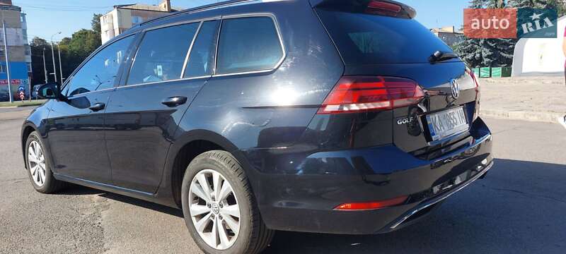 Универсал Volkswagen Golf 2017 в Киеве