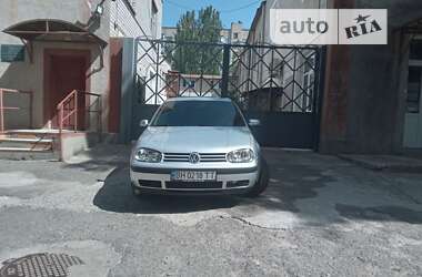 Хетчбек Volkswagen Golf 2001 в Миколаєві