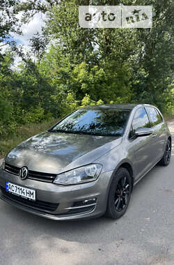 Хэтчбек Volkswagen Golf 2013 в Луцке