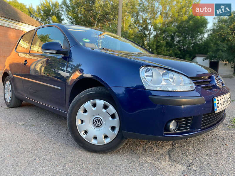 Volkswagen Golf 2004