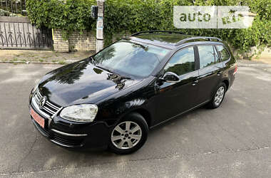 Універсал Volkswagen Golf 2008 в Києві