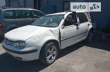 Універсал Volkswagen Golf 2002 в Острозі