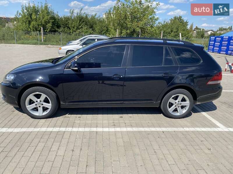 Универсал Volkswagen Golf 2010 в Бережанах