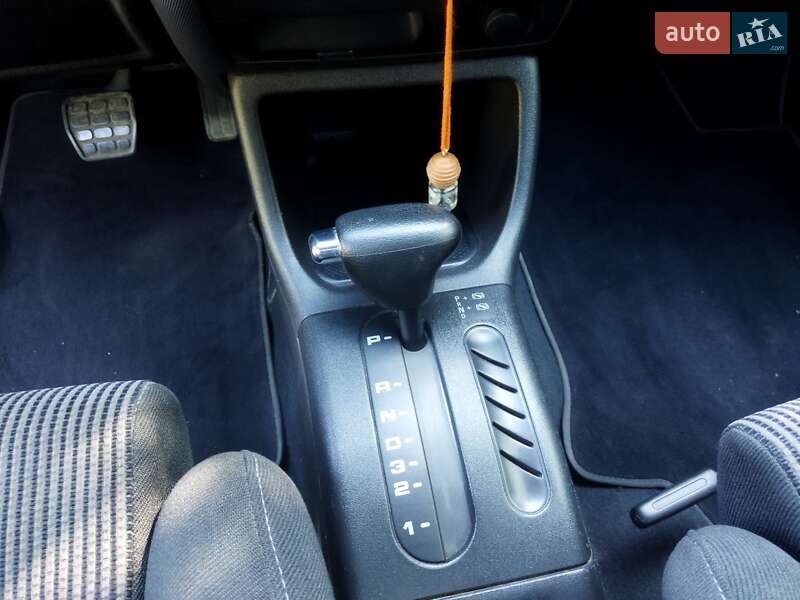 Кабриолет Volkswagen Golf 2001 в Тернополе