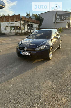 Хетчбек Volkswagen Golf 2010 в Чернівцях