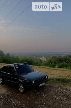 Хэтчбек Volkswagen Golf 1985 в 