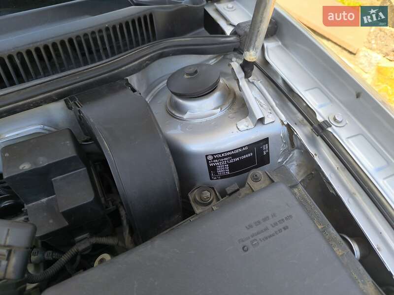 Универсал Volkswagen Golf 2002 в Бердичеве