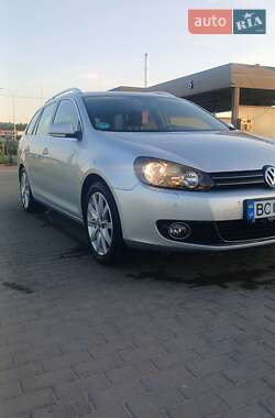 Универсал Volkswagen Golf 2011 в 
