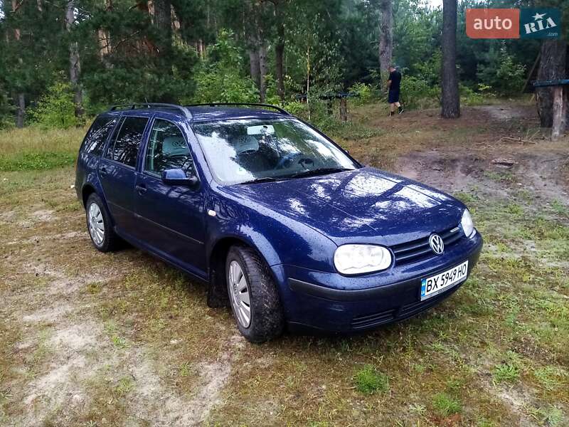 Універсал Volkswagen Golf 2000 в Нетішині