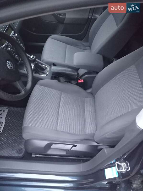 Универсал Volkswagen Golf 2008 в Ивано-Франковске