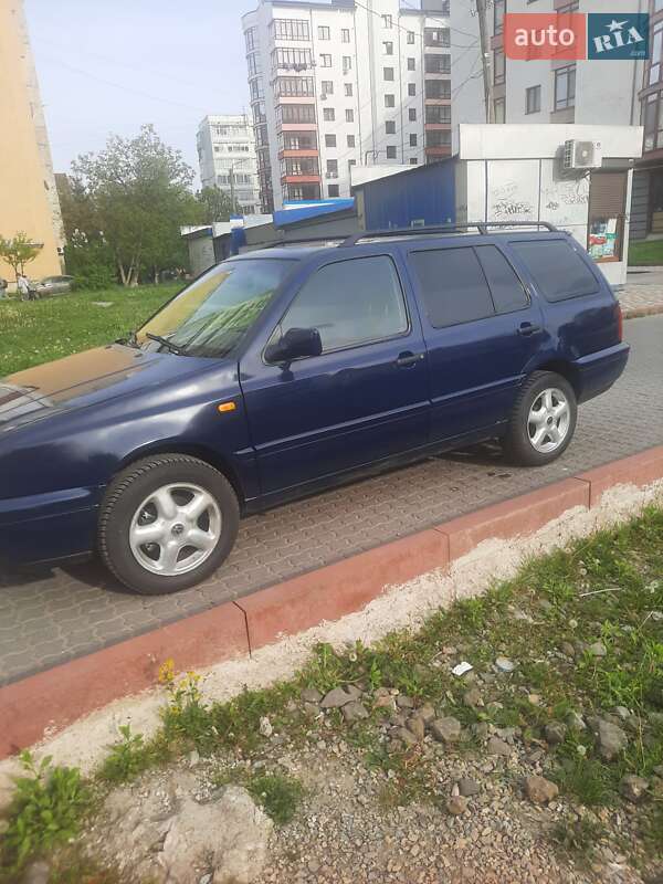 Універсал Volkswagen Golf 1996 в Івано-Франківську